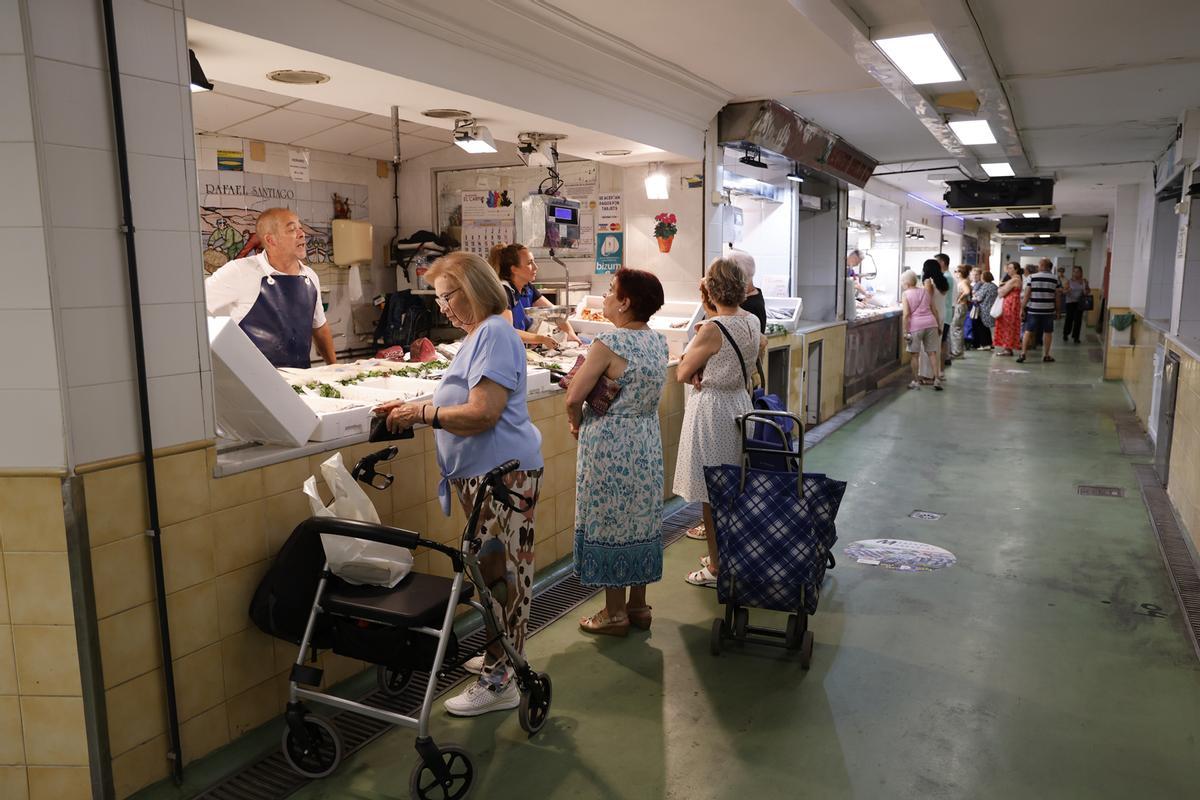 La plaza de la Mosca, entre la resignación y el deseo