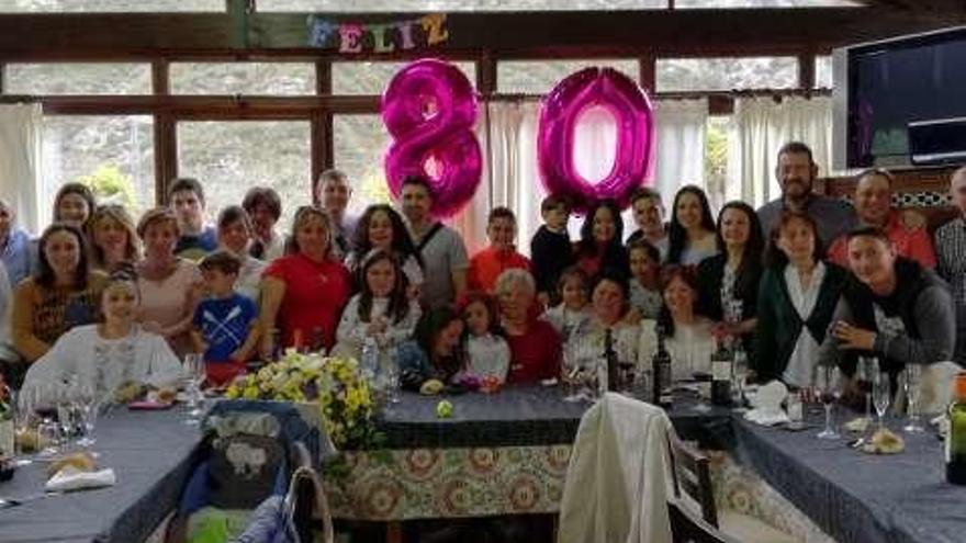 Cumpleaños en familia en Ponga