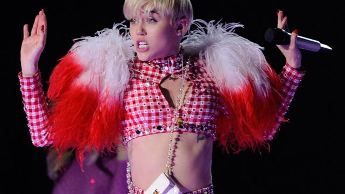 Miley Cyrus suspende un concierto