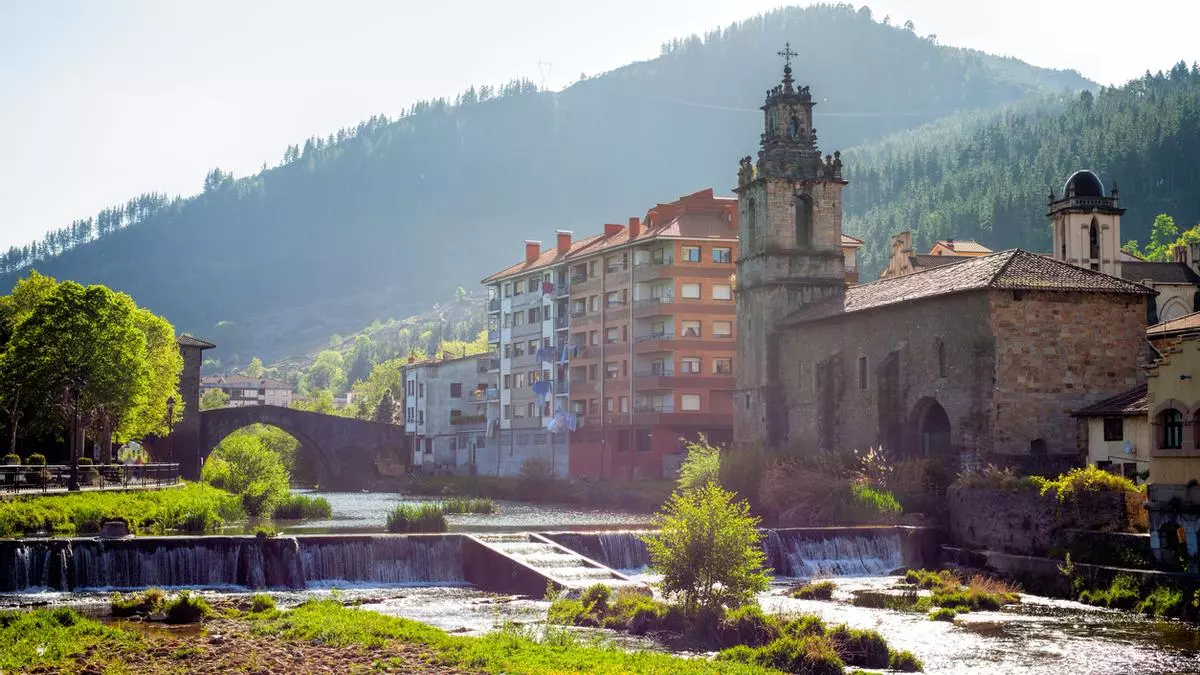 Enkarterri: descubre la magia de Bizkaia entre historia, naturaleza y la mejor tortilla del País Vasco