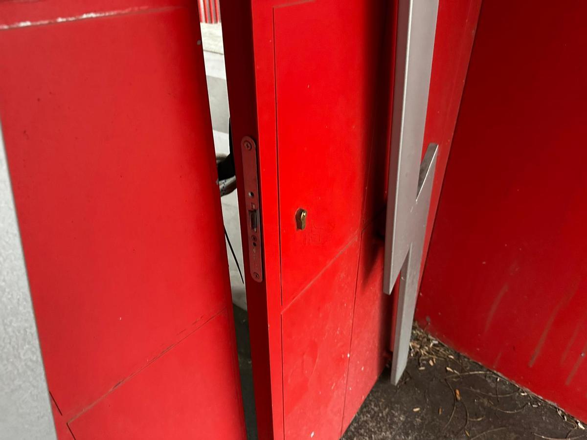 EN IMÁGENES: Así está el estadio del Rayo Vallecano tras la anulación del partido del Real Oviedo