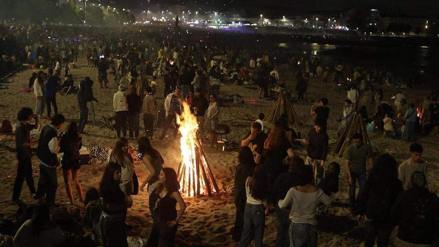 ¿Se podrá hacer hoguera este San Juan? Las restricciones y multas para celebrarlo en A Coruña