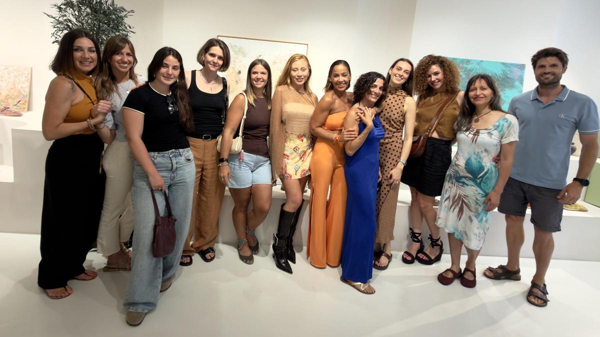 Ainhoa Piñol, Marta Balaguer, Carlota Almenar, Alba Talavera, Carmen Vela, Natalia, Tatiana Roig, Marta Nicolau, Magda Sancastro, Marisa Mur