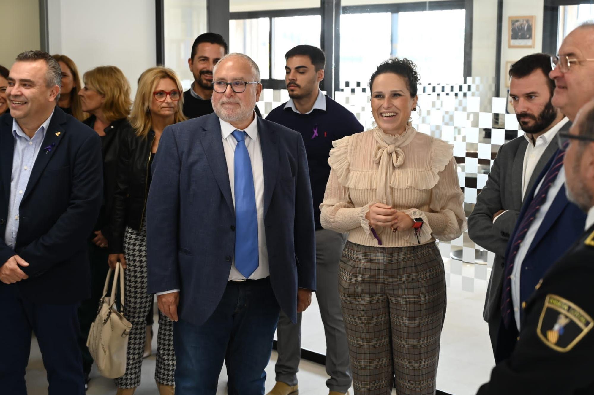 Todas las fotos de la inauguración de la nueva comisaría de Almassora