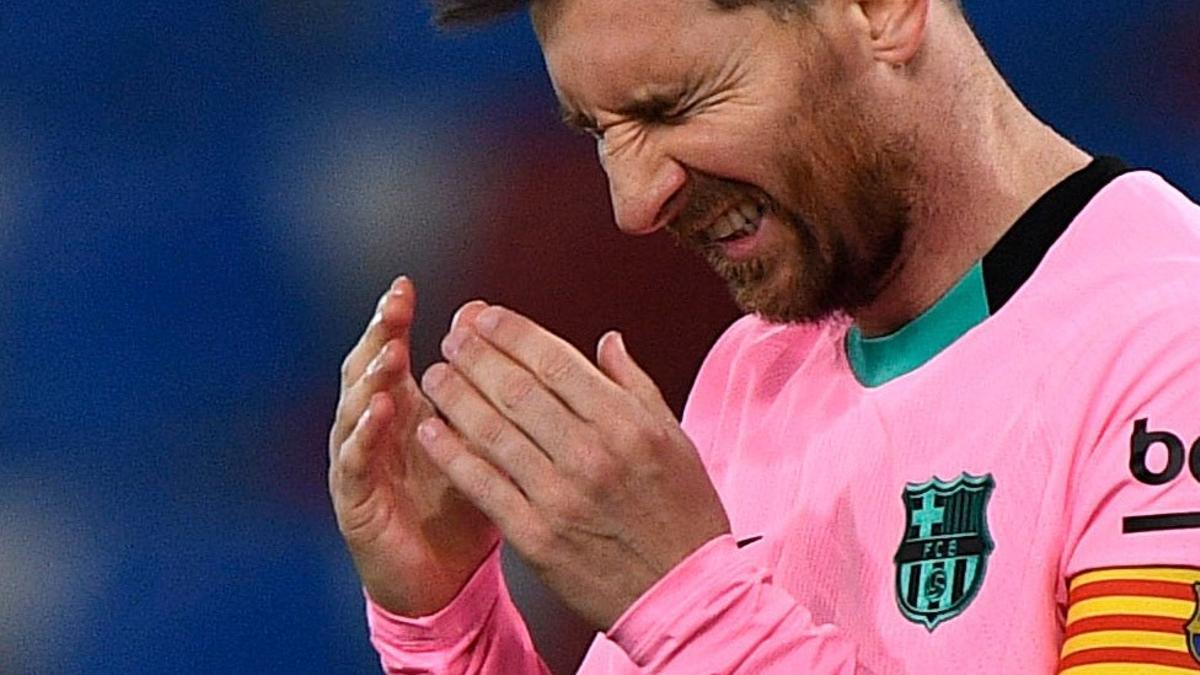 Messi, desesperado, en el Levante-Barça.