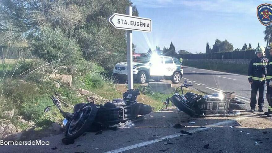 Dos motoristas heridos al chocar con una ambulancia