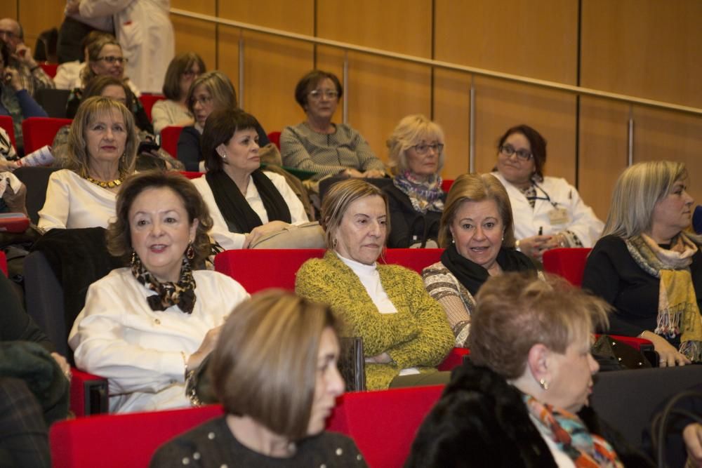 Despedida de los médicos jubilados del HUCA