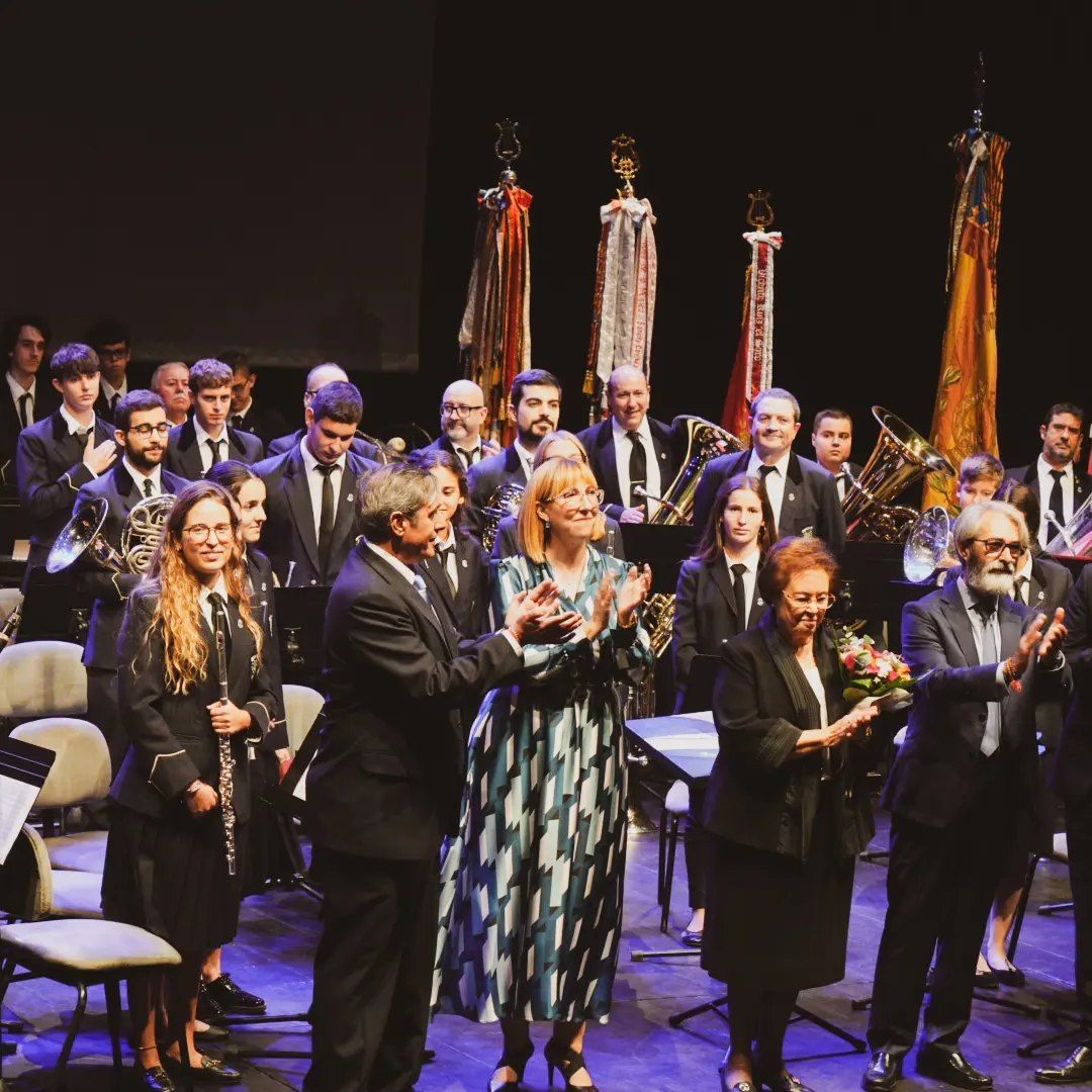 Quart rinde homenaje a Ángel Asunción