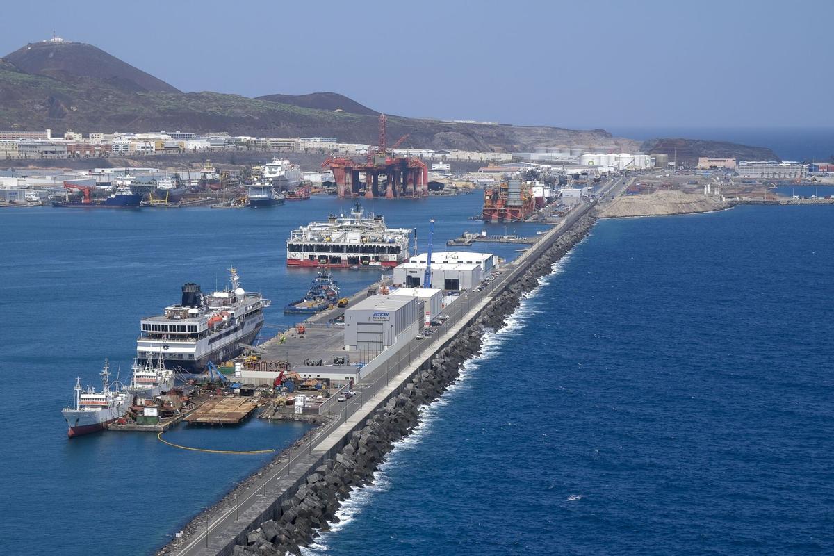 Parte del Muelle Reina Sofía del Puerto de Las Palmas