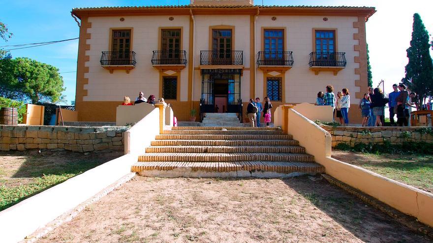 Vera de Estenas: Un plan para despertarse entre viñedos