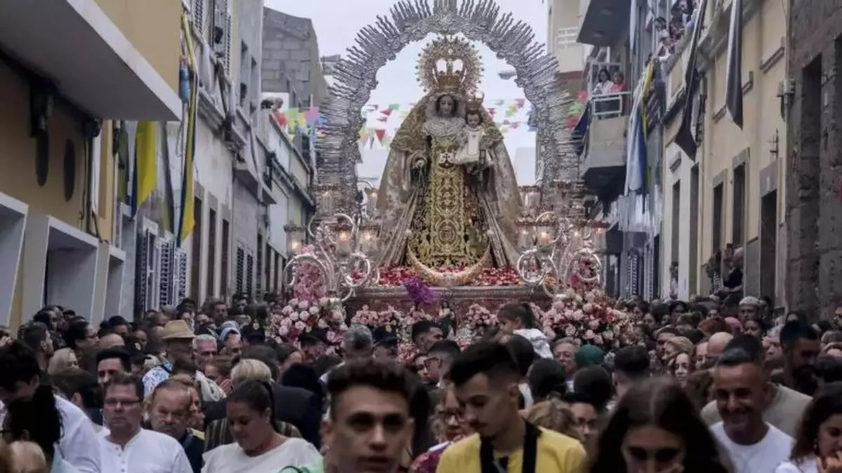 Así ha sido la Procesión de la Aurora de la Virgen del Carmen en La Isleta, en Las Palmas de Gran Canaria