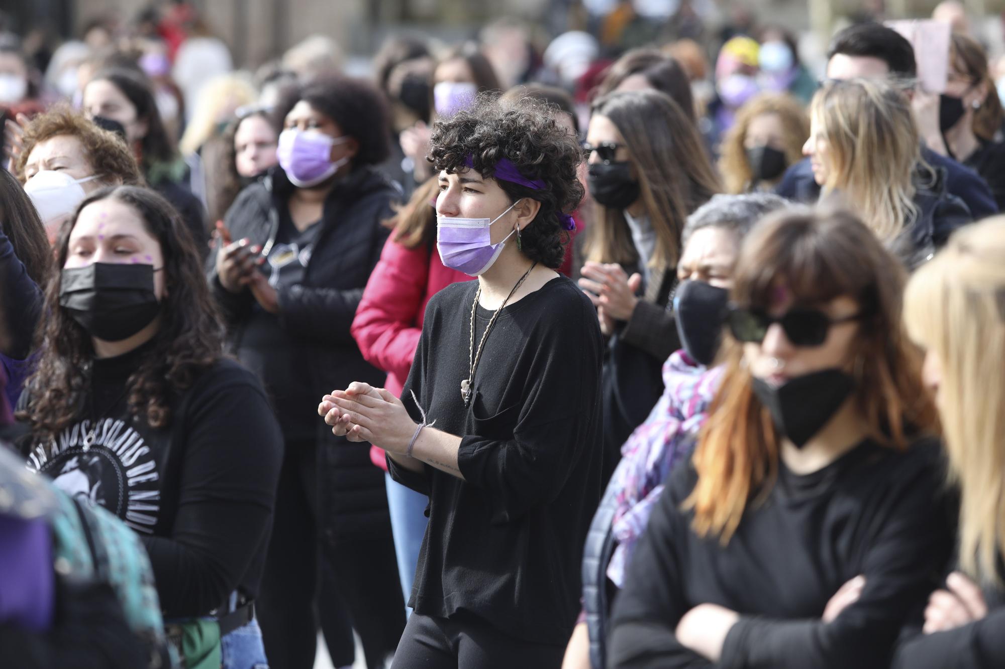 EN IMÁGENES: Así se vivió el Día de la Mujer (8M) en Avilés