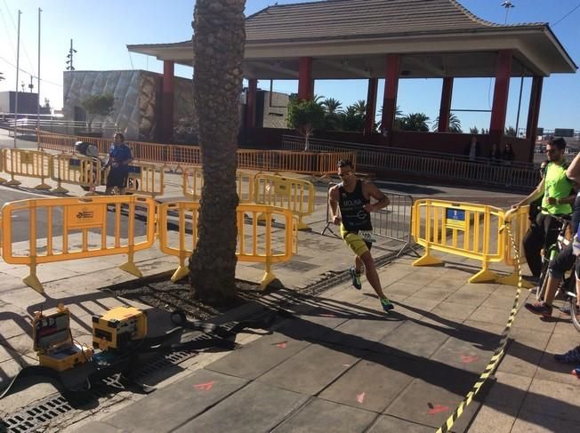 El triatlón se apodera de Las Palmas de Gran Canaria