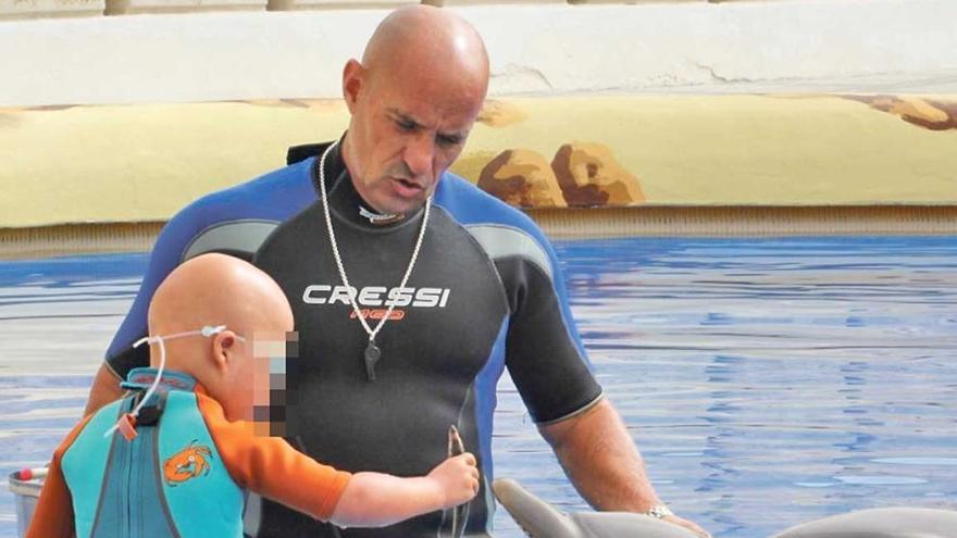 Marineland lamenta &quot;profundamente&quot; la muerte del adiestrador de delfines