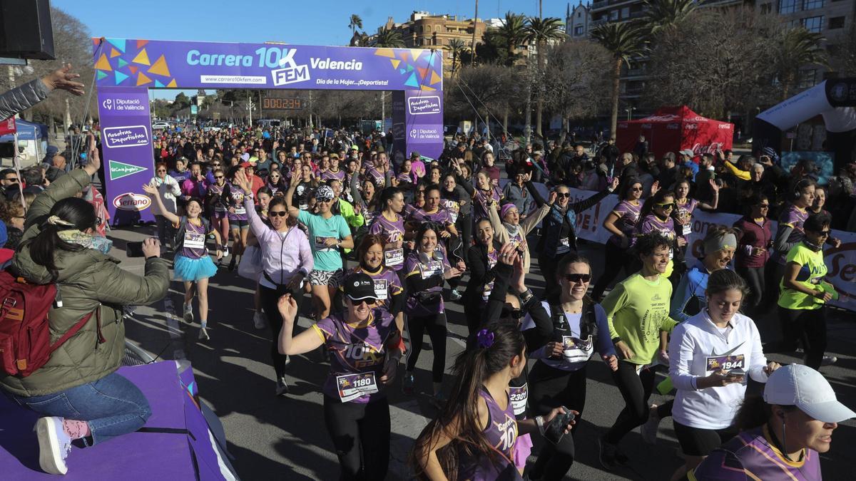 Salida de la 10K Fem