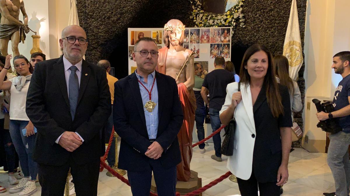 Lucas, Gómez y Conchi Villa en la inauguración de la muestra