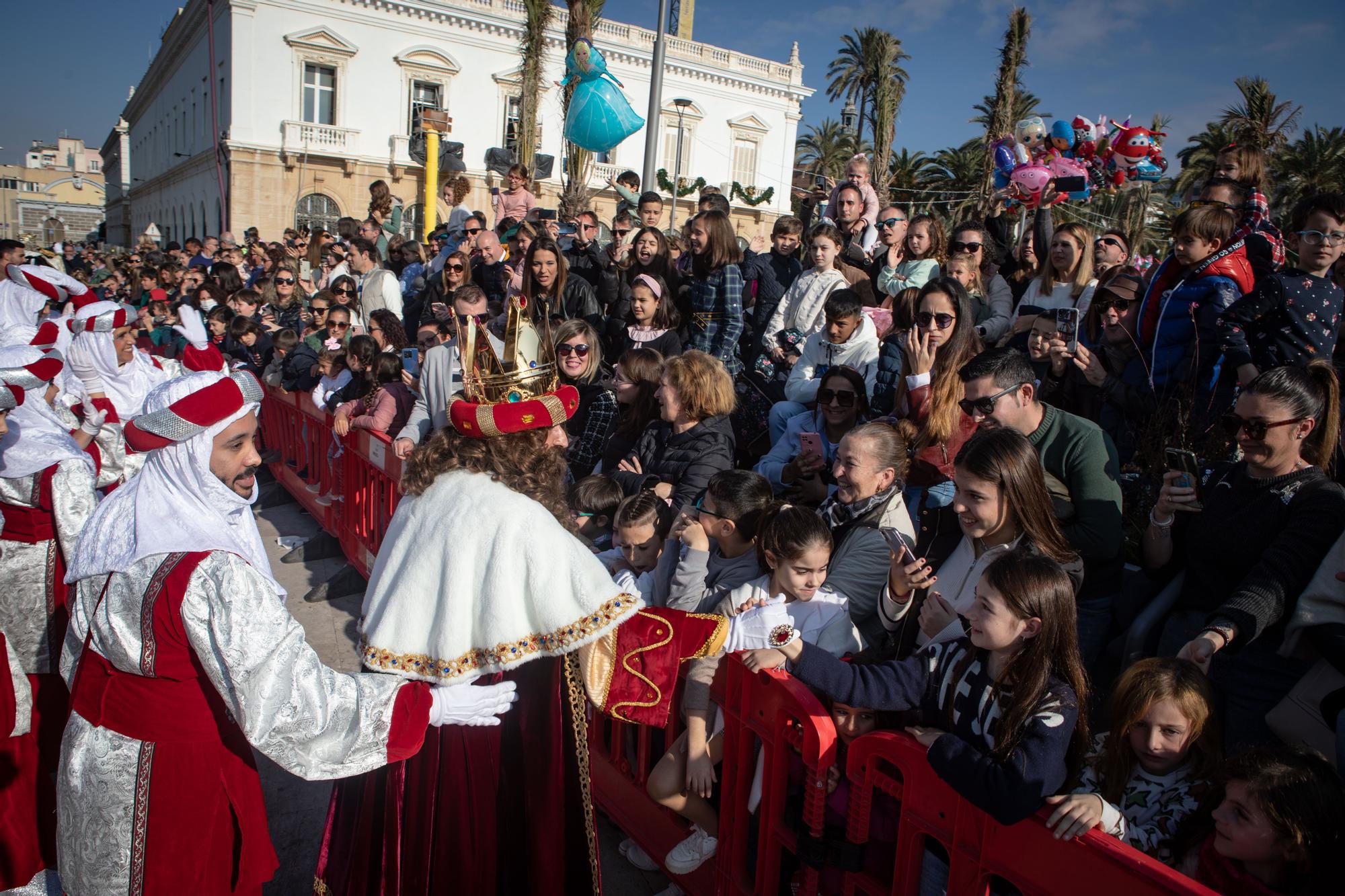 Los Reyes Magos desembarcan en Cartagena