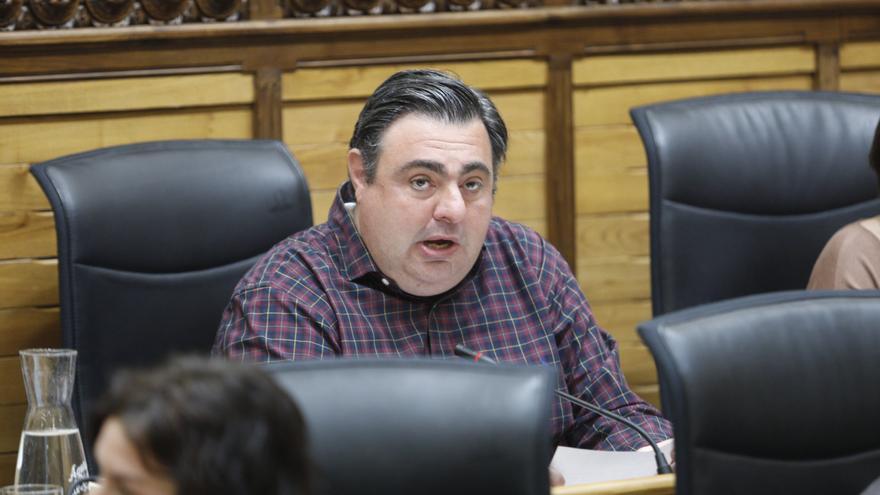 &quot;Ninguna ilegalidad, solo se quitó una operativa de la ORA que era un subterfugio&quot;, replica Barcia a IU