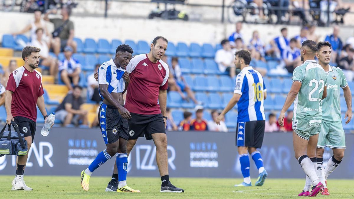 Obeng, de tres a cinco semanas de baja en el Hércules