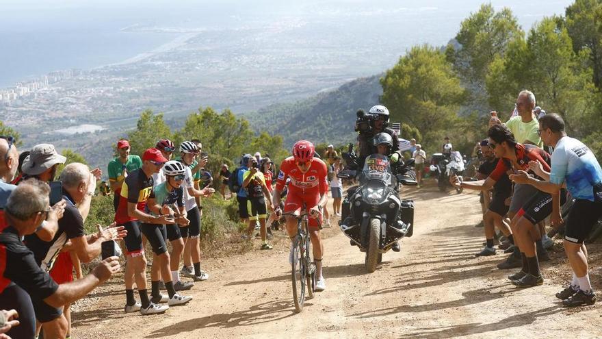 Das Engagement der Deputación für den 'sterrato' macht Castellón zur großen Show der Vuelta