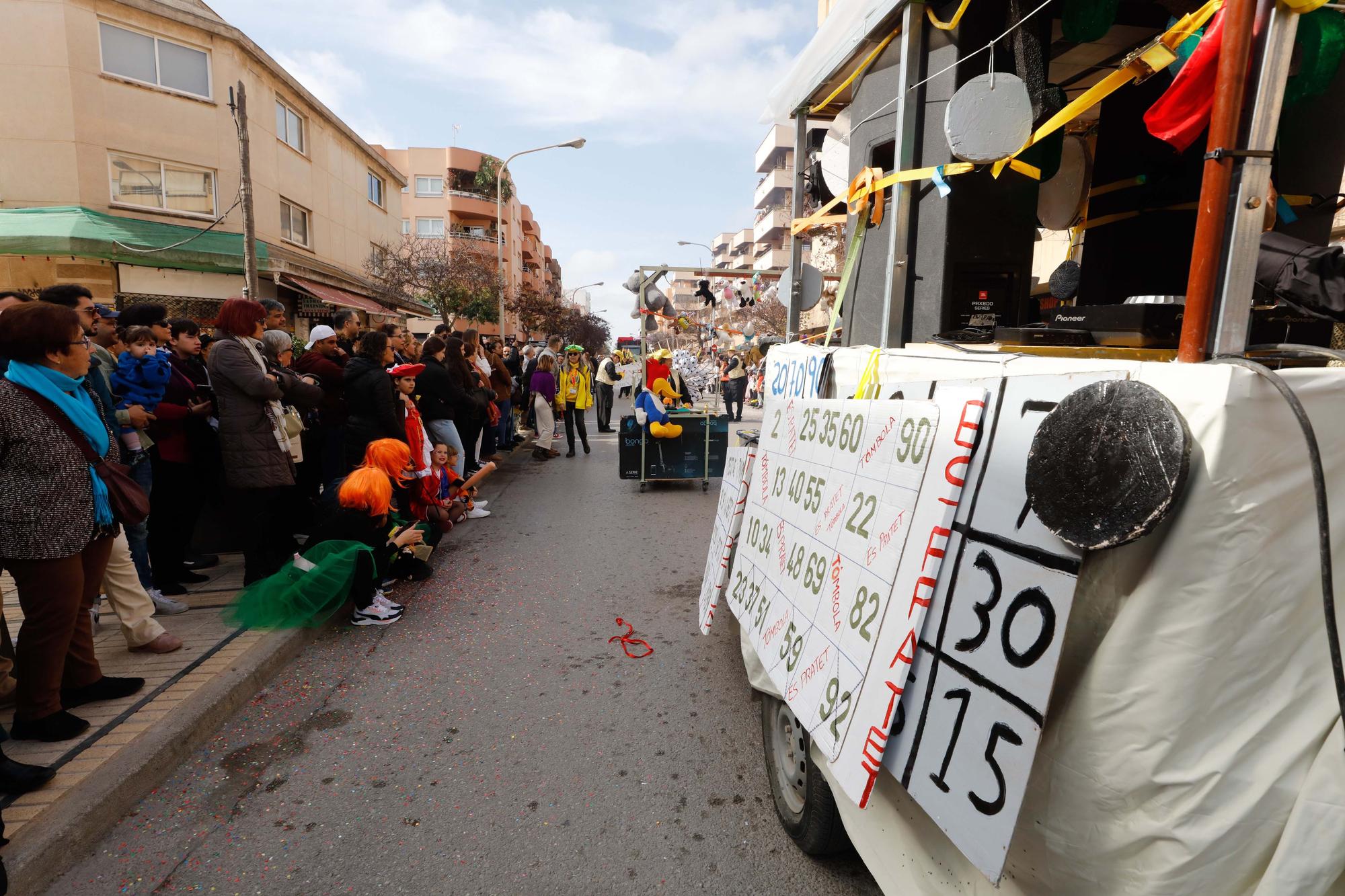 Todas las imágenes de la rúa del Carnaval de Ibiza 2023