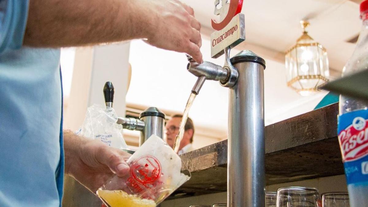 Este es el bar de Sevilla con la mejor cerveza helada de la capital