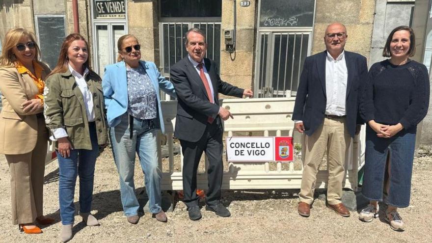 Caballero destaca las inversiones de Gobierno y Concello en la avda. de Galicia |