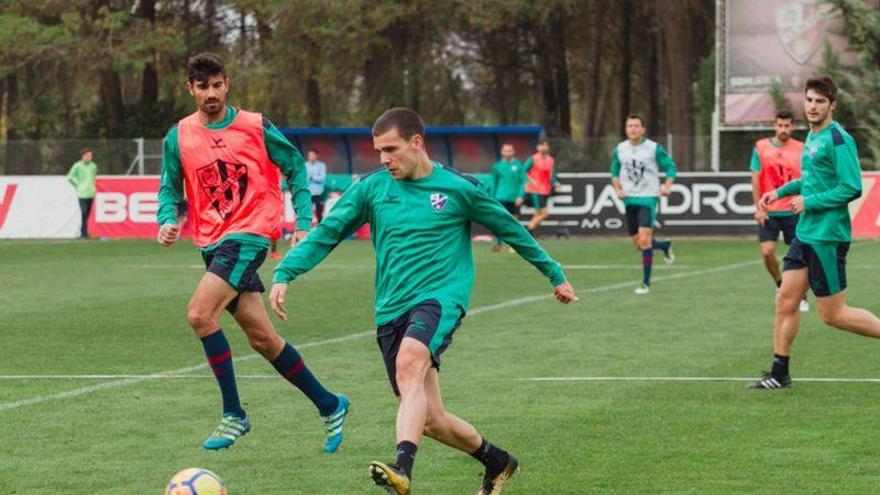 El Huesca recupera jugadores para enfrentarse al Numancia