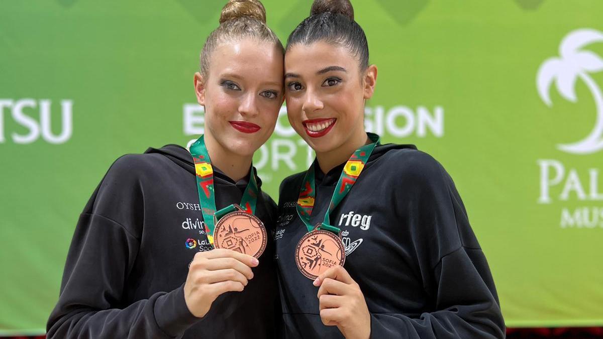 Honores mundialistas y olímpicos para Patricia Fos Pérez y Mireia Martínez.