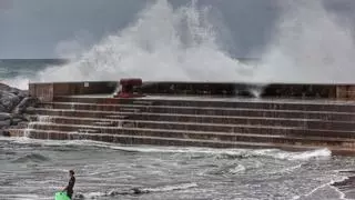 Lluvia, viento y olas: la borrasca Nelson amenaza Canarias