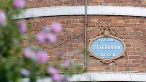 82b8be5c-ad2b-49fd-9d28-3b66a7ad940a-hd-web