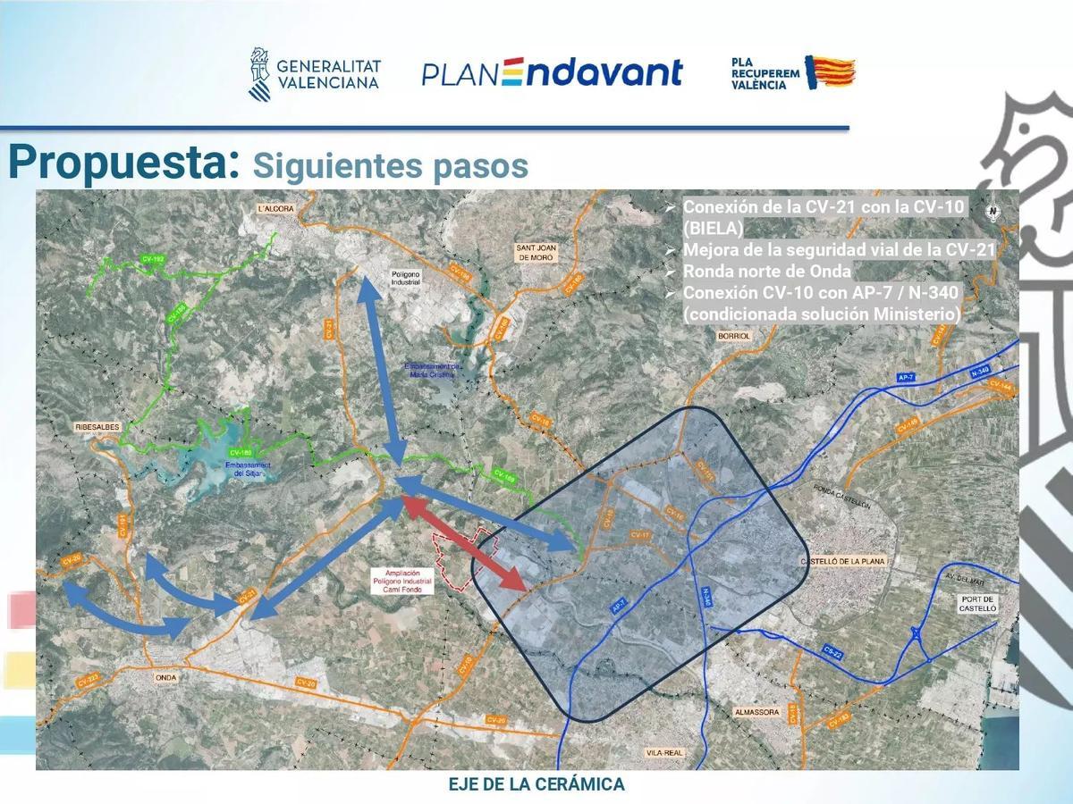 La flecha roja del mapa indica la primera fase del proyecto, que será la conexión de la CV-21 con la CV-10.