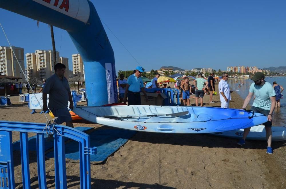 Más de 200 participantes 'se mojan' por la esclerósis múltiple en Playa Paraíso