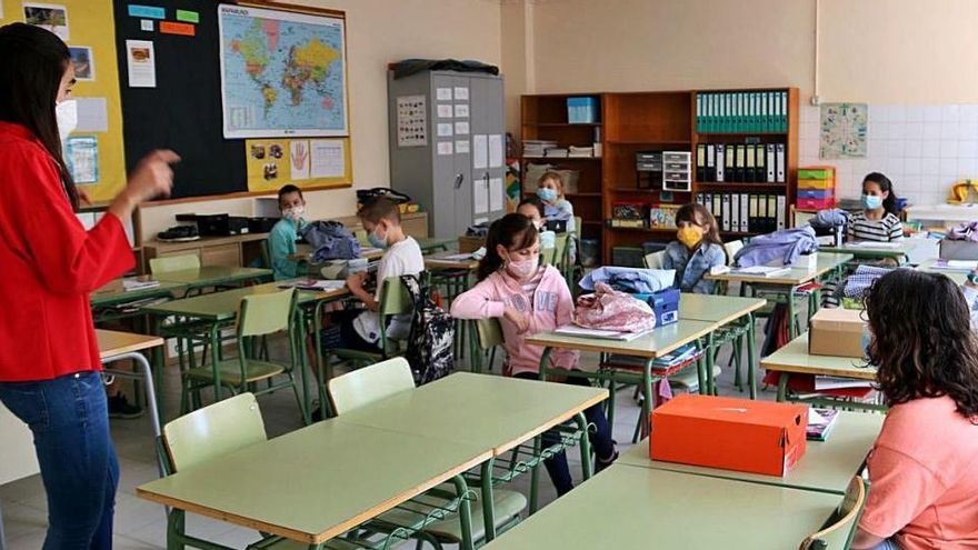 La comunitat educativa del Sant Jordi de Navàs defensa la fusió amb el seu model