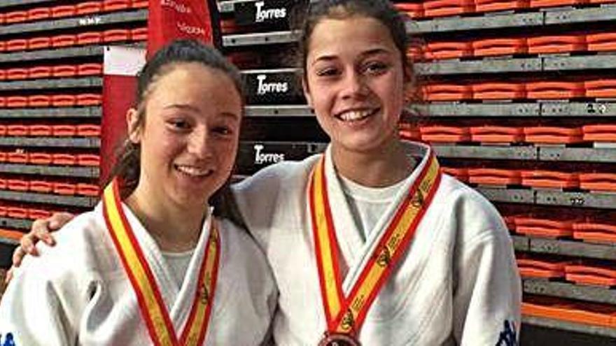 Noèlia Jardo i Raquel Romeu es van penjar la medalla de bronze