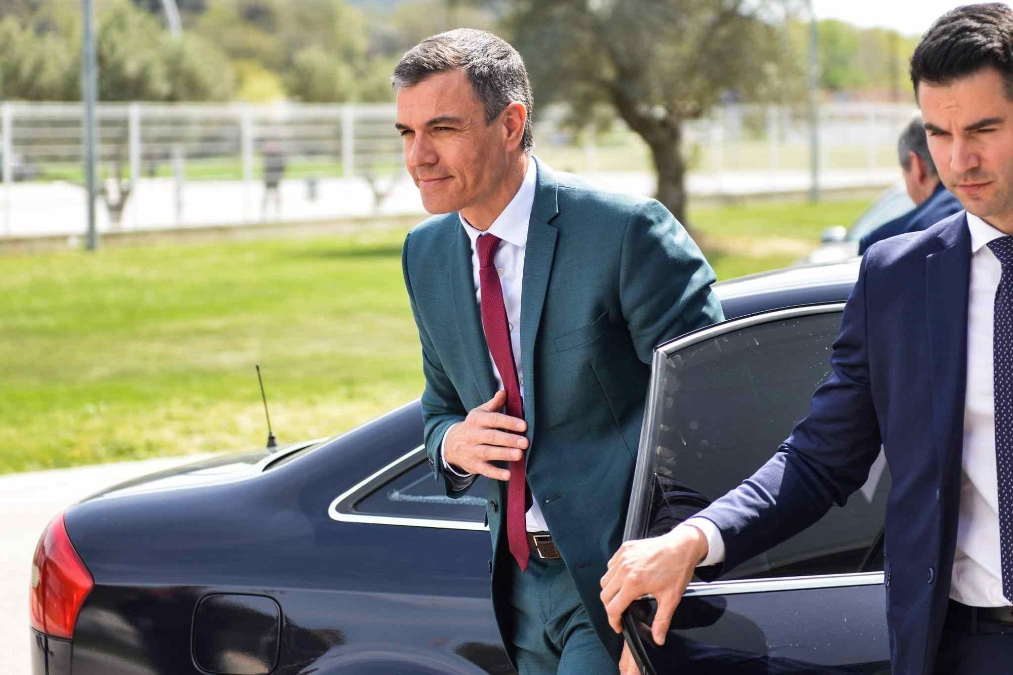 Visita de Pedro Sánchez a les instal·lacions d'Hipra a Amer