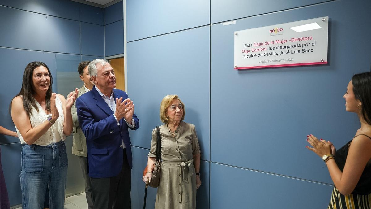 Vídeo | Inauguran la Casa de la Mujer de Sevilla en memoria de la directora del IAM Olga Carrión