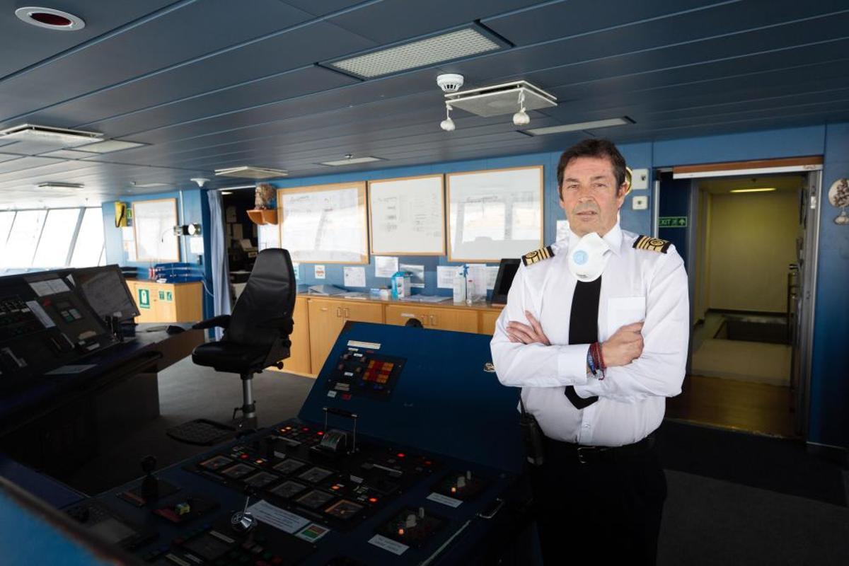 Diego Pérez-Milá Denis, capitán del Ferry 'Ciudad de Mahón' de Trasmediterránea