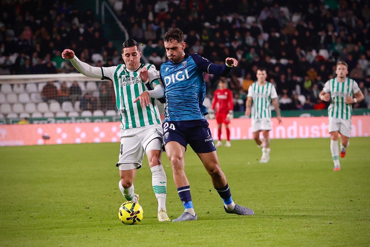 Sergi Guardiola, durante el choque ante el Cádiz en El Arcángel.