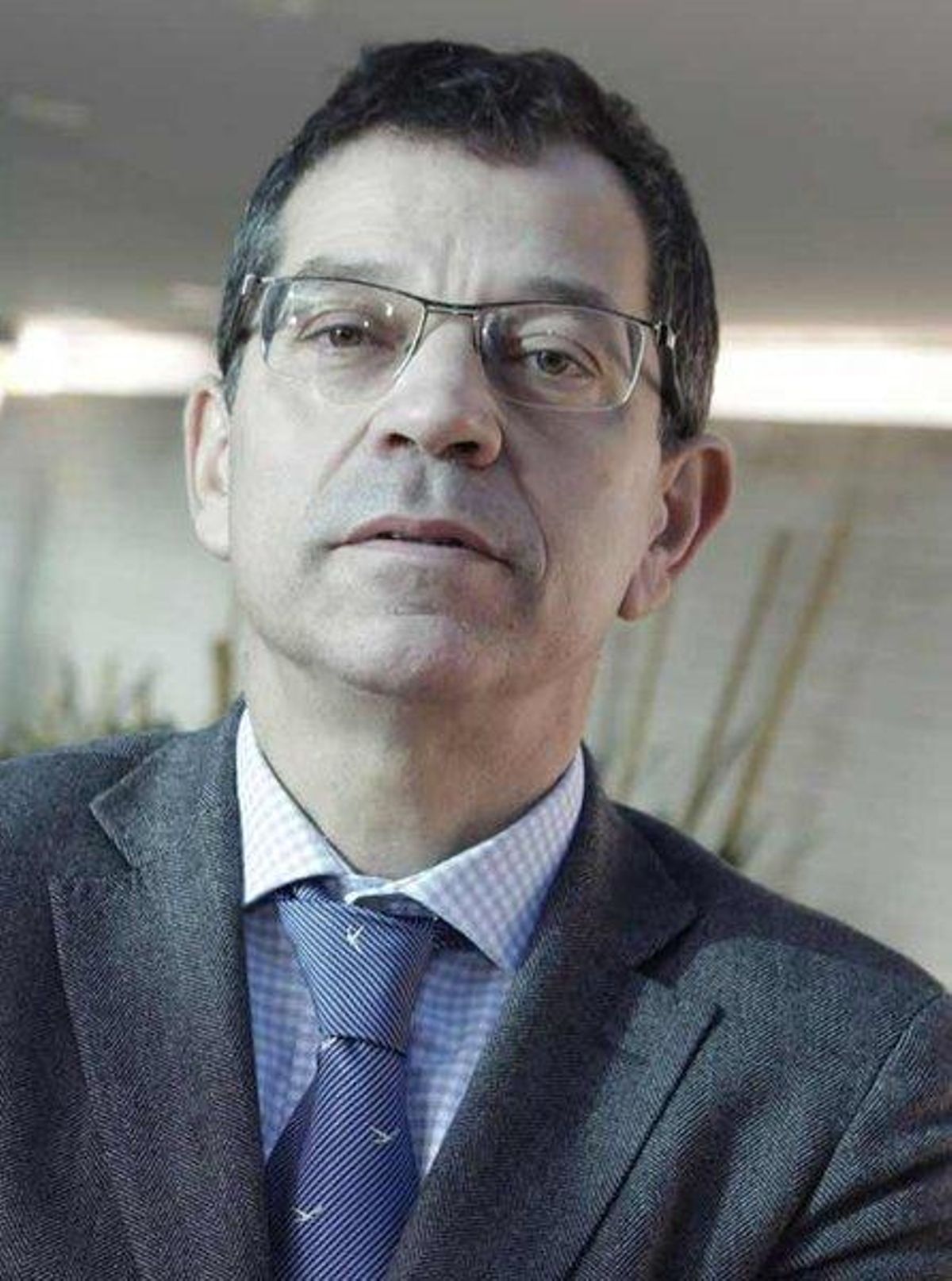 Fernández Lago: "Con la crisis la gente no llega a curarse lo que no le molesta mucho"