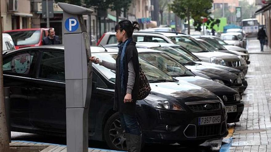 La tarjeta de la ORA para residentes se implantará en seis zonas de Elche donde está operativa la zona azul