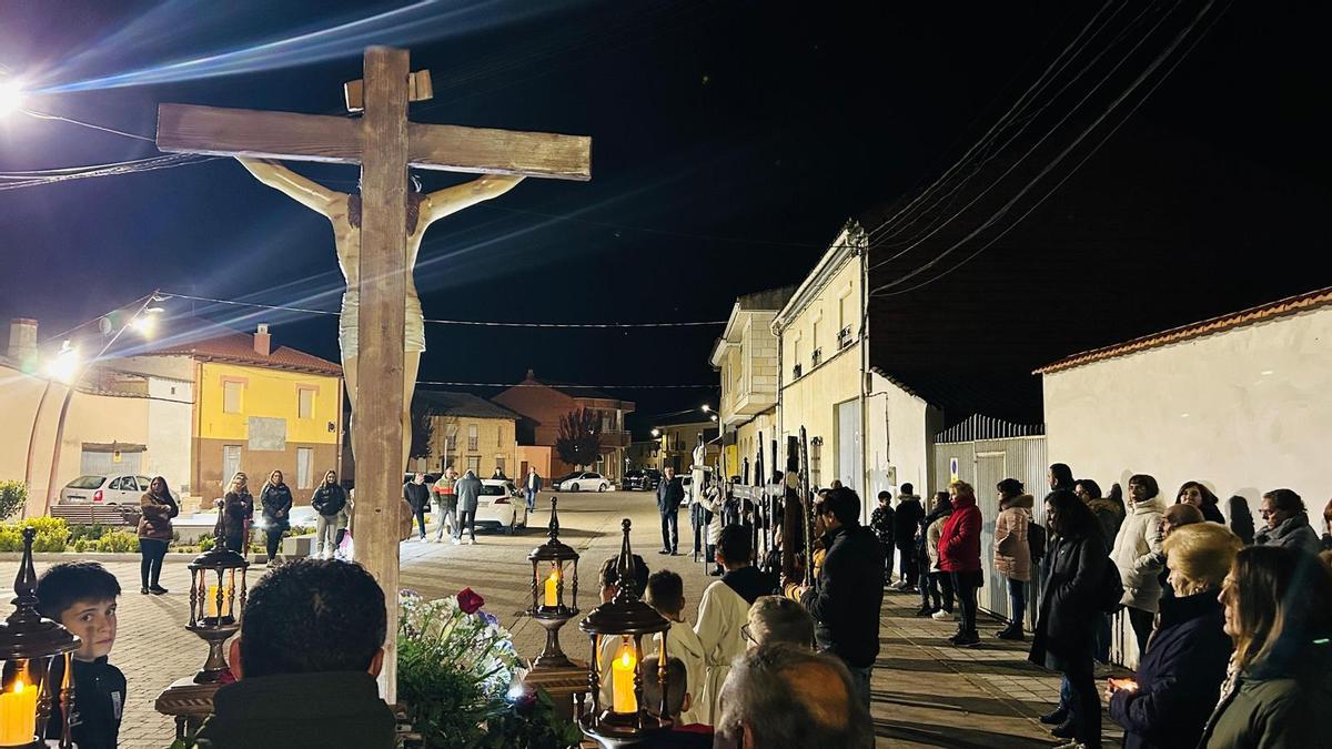 Via Crucis en San Cristóbal de Entreviñas.