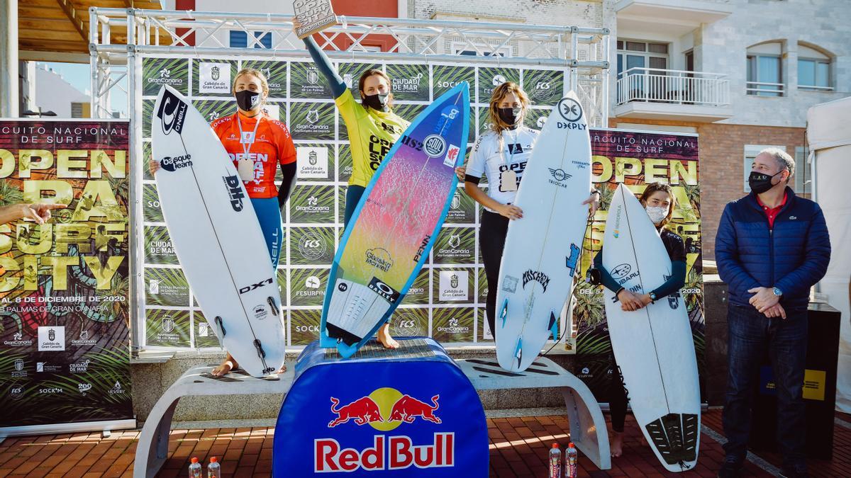 Lenni Jensen y Ariane Ochoa, campeones del Open LPA Surf City