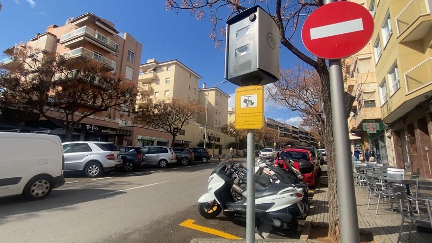 Las máquinas de multar más temidas en Palma: mapa de los radares y semáforos que cazan a 290 infractores al día