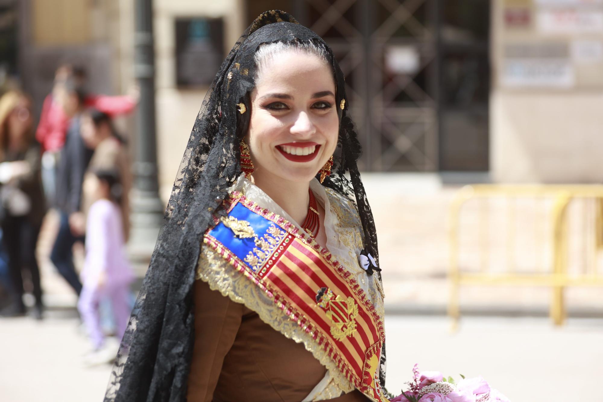 Caras ilustres de las Fallas en la Ofrenda a San Vicente