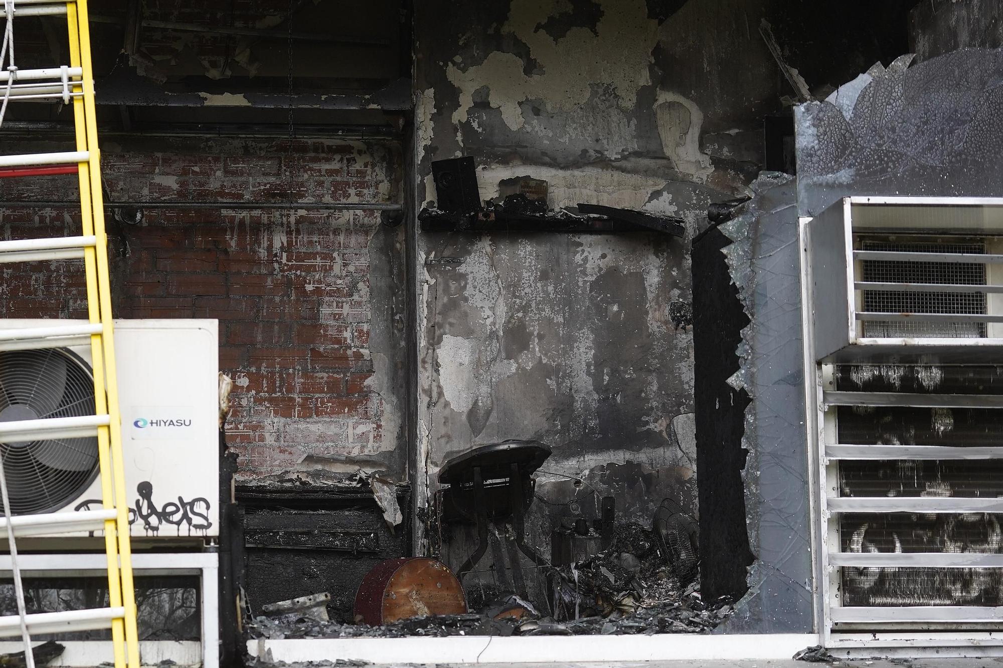 Incendi amb almenys un ferit en una botiga de roba de Girona