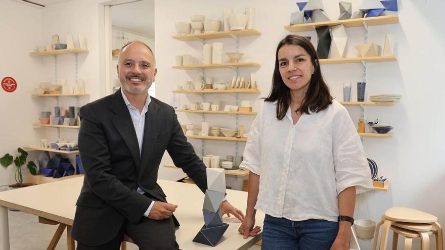 La artesanía entra en escena en los Premios Ardán con una escultura de Paula Ojea