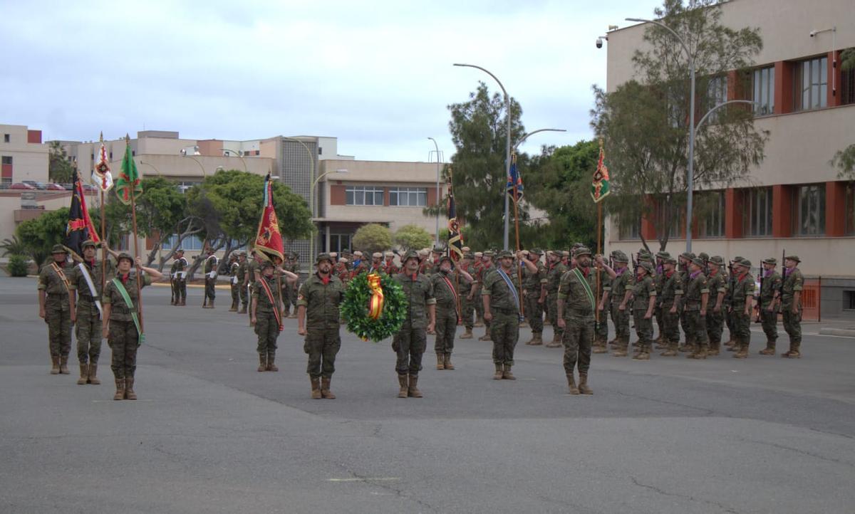 El RAAA 94 despide en La Isleta al contingente que partirá a Letonia en misión de la OTAN