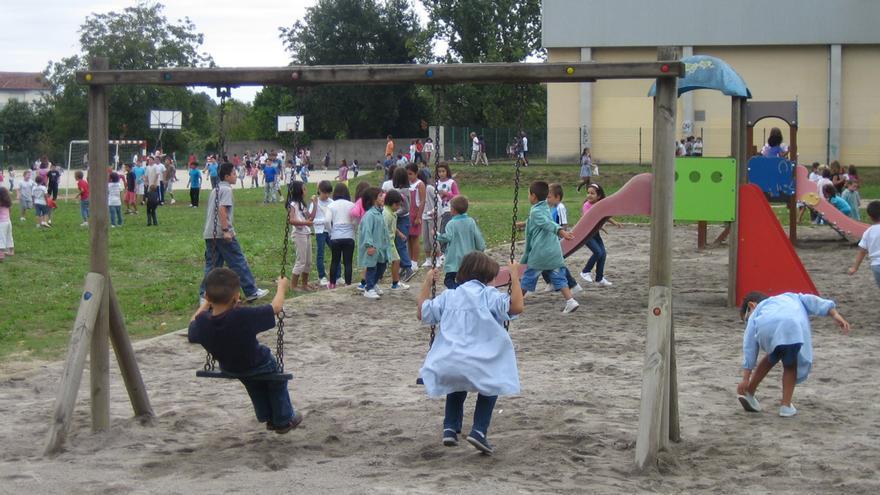 Galicia deja sin efecto su recomendación de usar mascarilla en los patios de los colegios