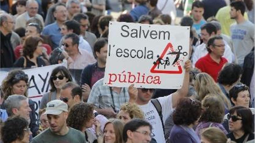 Manifestación contra la Lomce organizada en Valencia el pasado 10 de mayo.